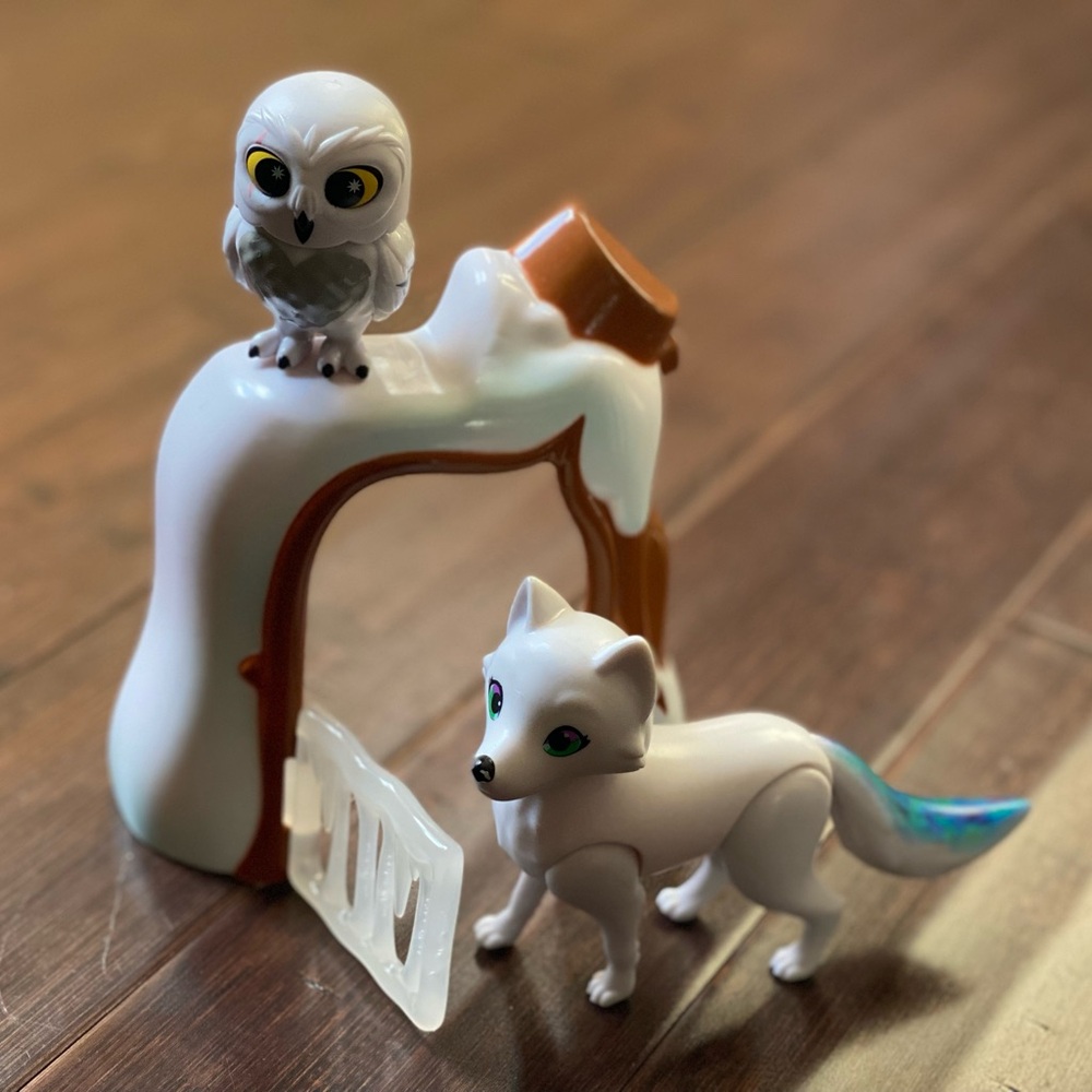 Elf on the Shelf Extraordinary Noorah Santas Magical Artic Fox & Owl set